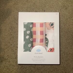 Cloud Island Muslin Blankets - Green, Pink, White